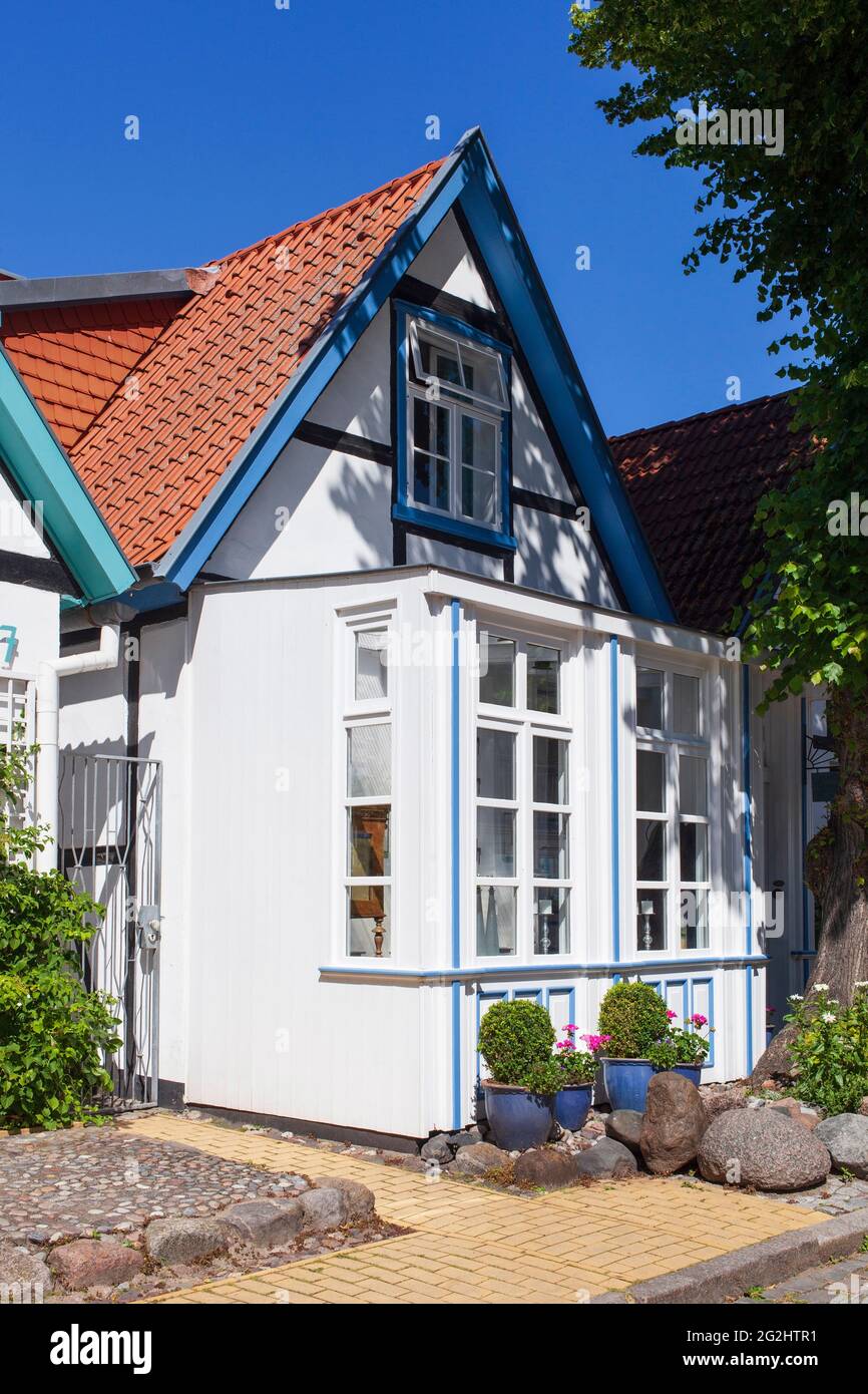 RostockWarnemuende, historic fishermen's houses in Alexandrinenstrasse