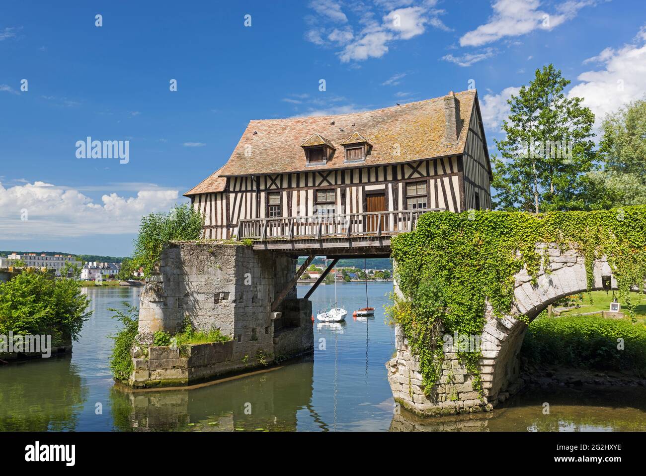 Le Vieux Moulin de Vernon, old customs house and landmark on the banks