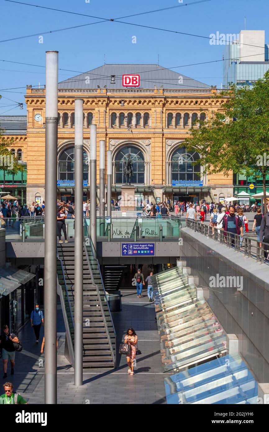 Bahnhofstrasse - Wikipedia