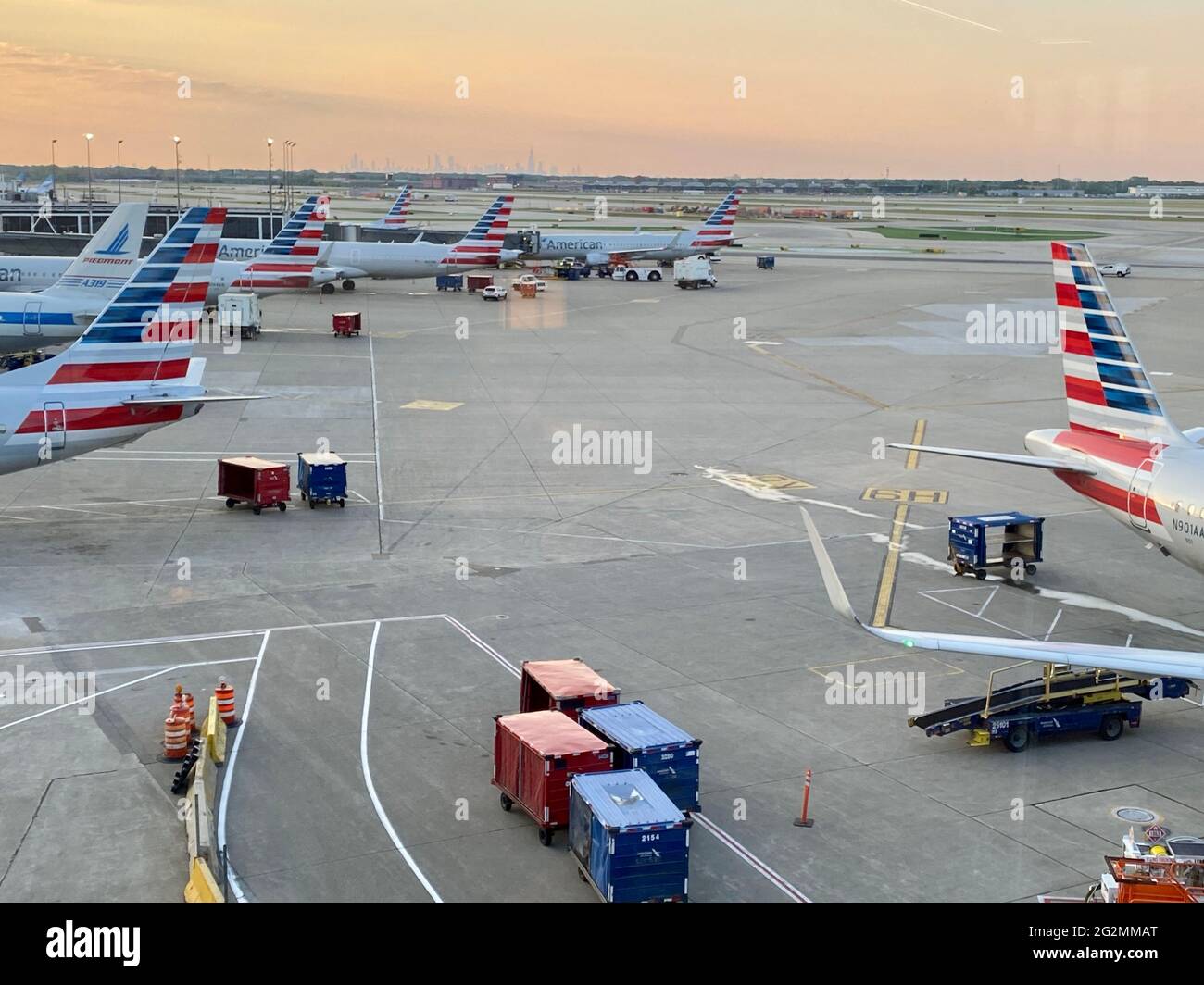 Morning at Chicago O'Hare International Airport's Terminal 3 as ground