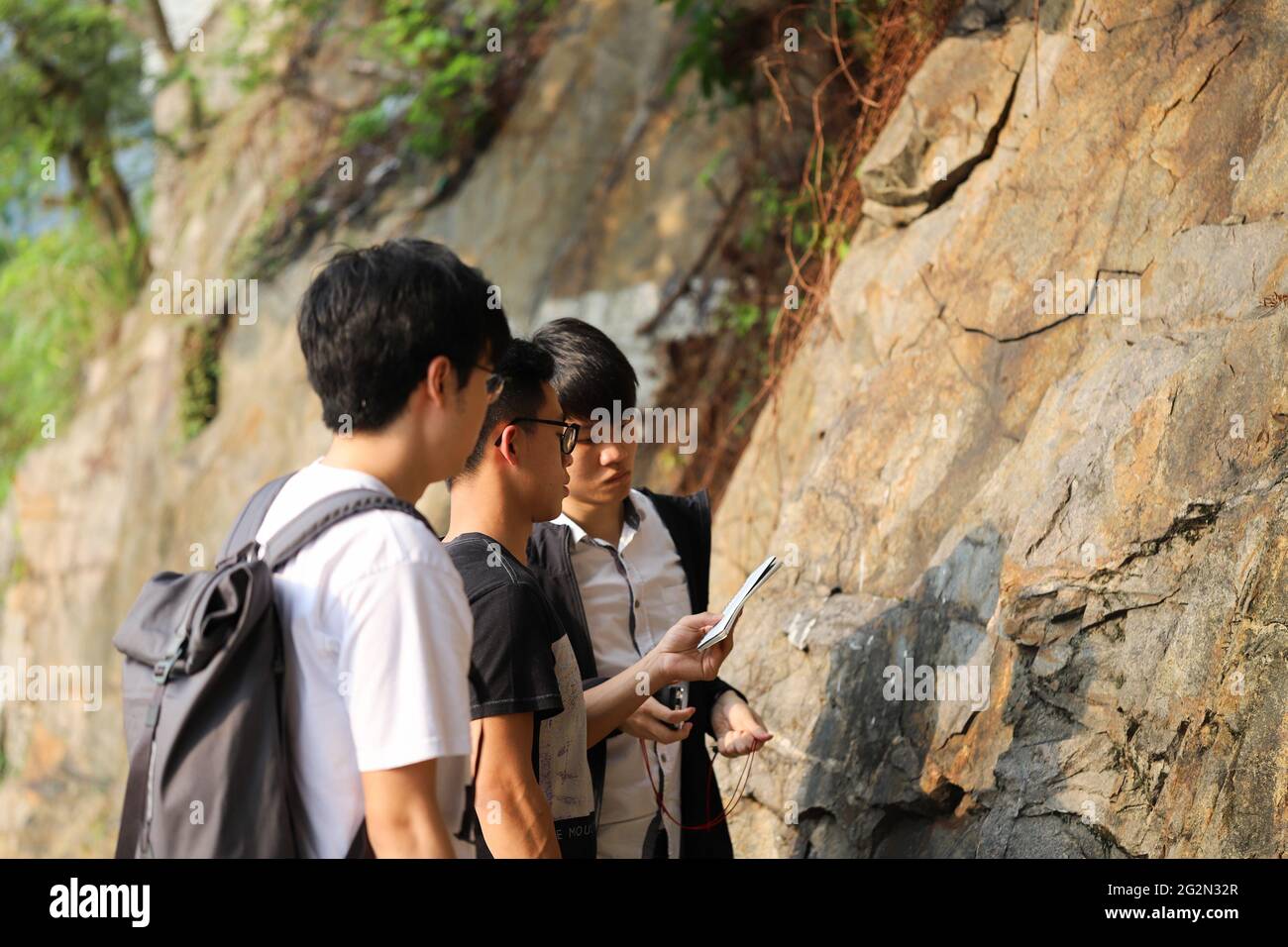 20 3 2010 young University Geological students (boys and girls) study ...