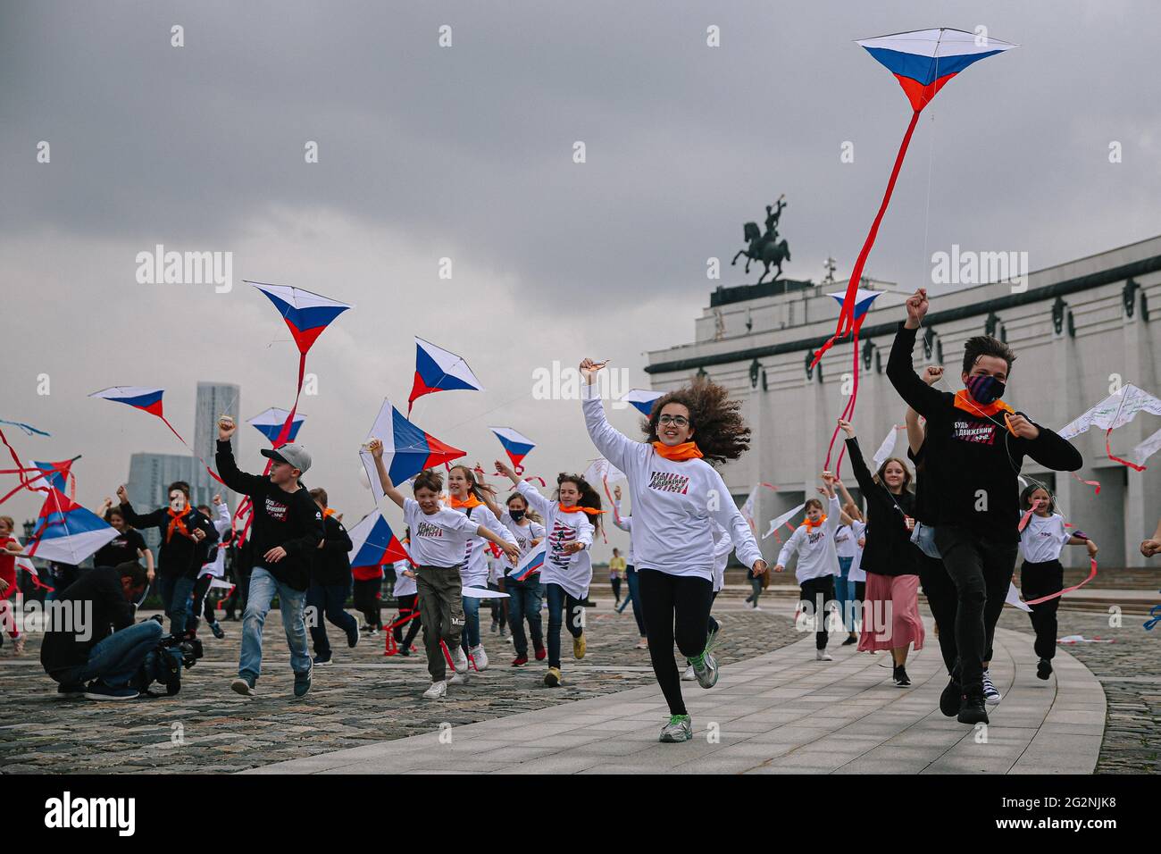 Moscow Russia 12th June 21 Children Run With The Kites In Colors Of Russian Flag To Celebrate The Russia Day In Moscow Russia On June 12 21 Russia Day Marks The Date