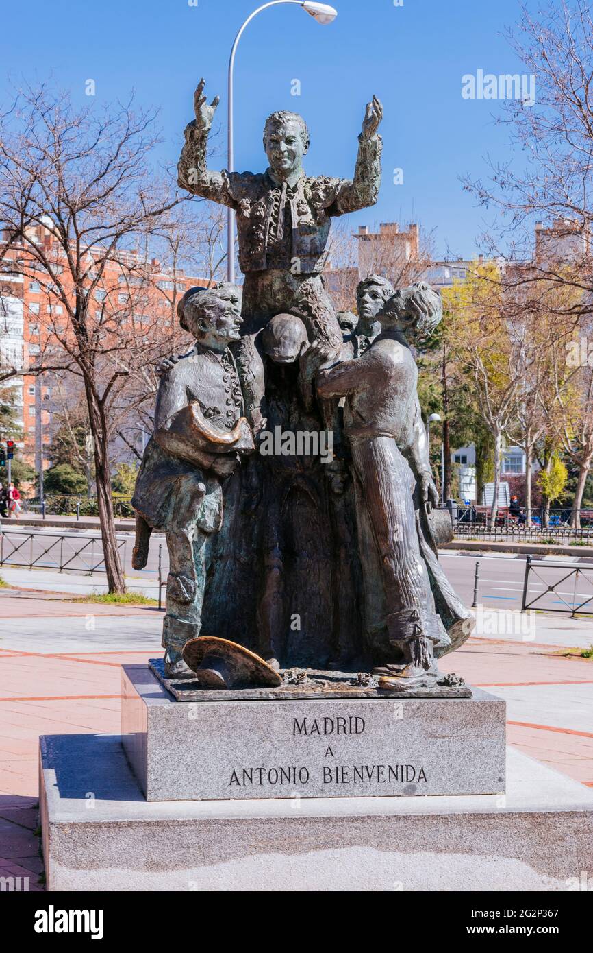 Sculptural group, cast in bronze by the Barcelona sculptor Luis Sanguino, was raised in 1977 to the Caracas bullfighter Antonio Mejías Jiménez 'Bienve Stock Photo