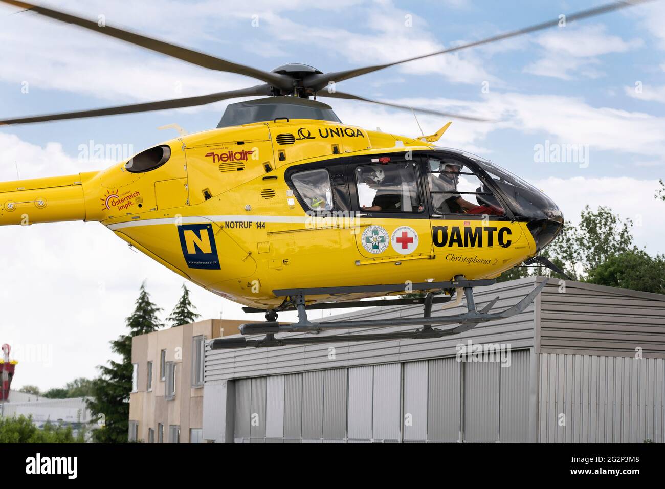 https://c8.alamy.com/comp/2G2P3M8/amtc-flugrettung-christophorus-2-the-second-emergency-medical-helicopter-in-austria-operating-from-gneixendorf-airfield-lower-austria-2G2P3M8.jpg