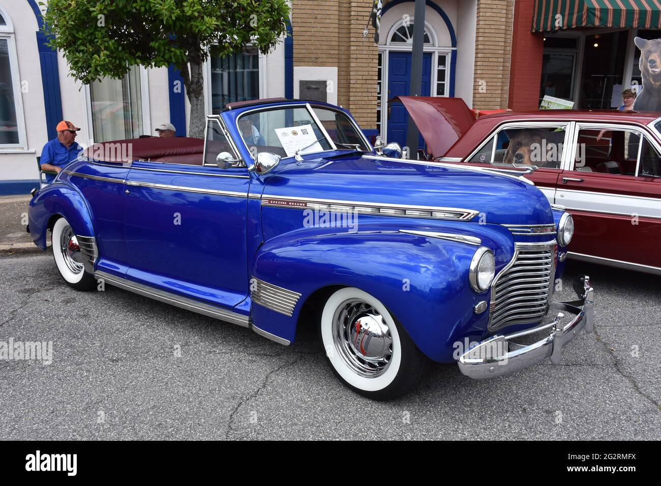1941 chevrolet convertible hi-res stock photography and images - Alamy