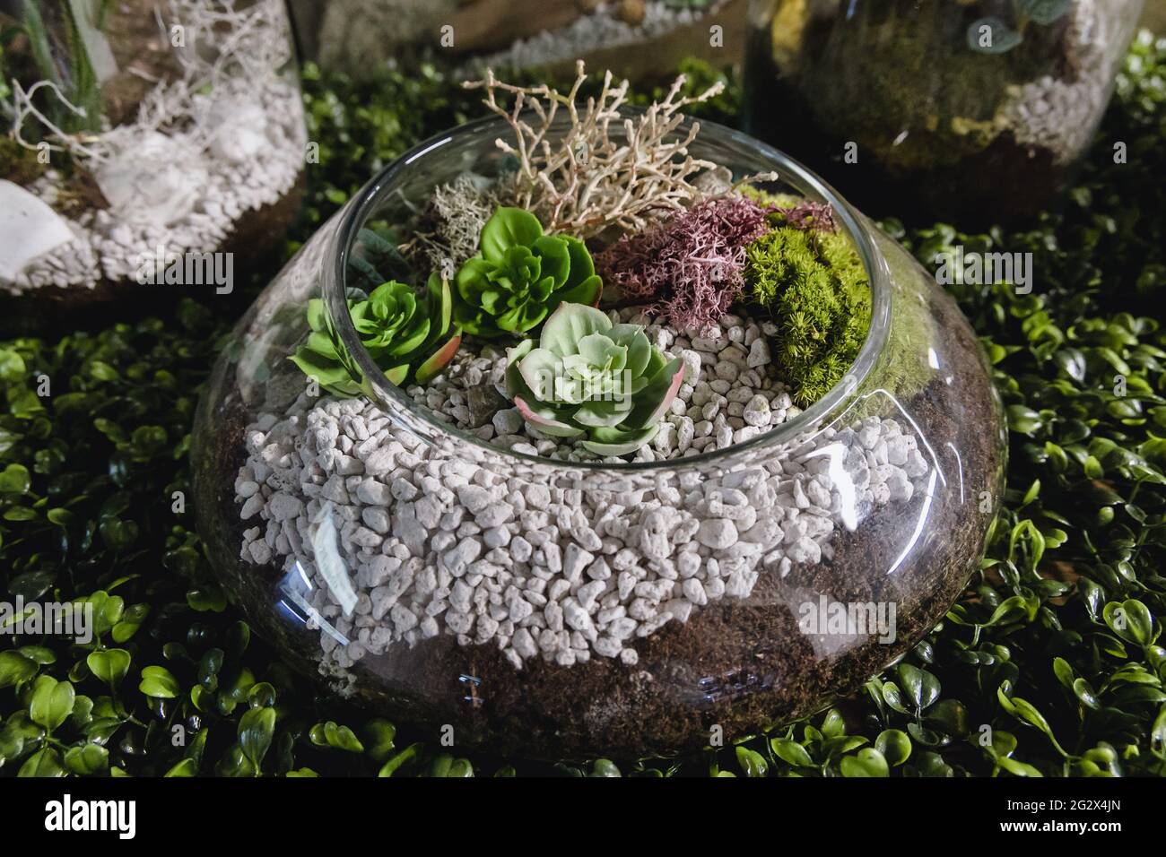 Decorative glass stone hires stock photography and images Alamy