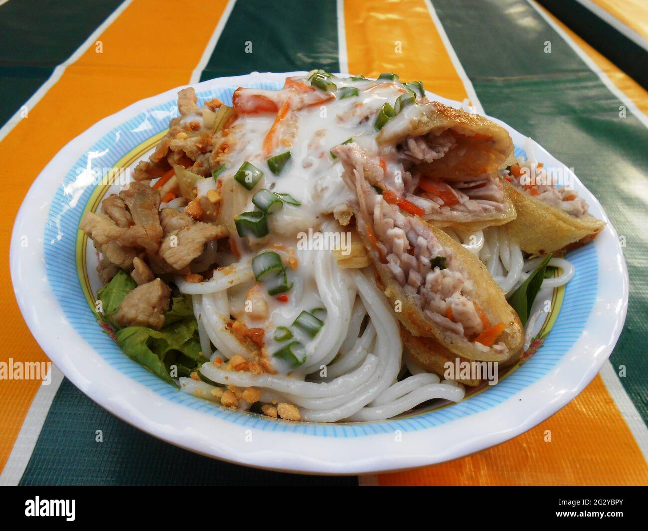 Rice Noodle and Coconut Milk Dish in Cambodia Stock Photo Alamy