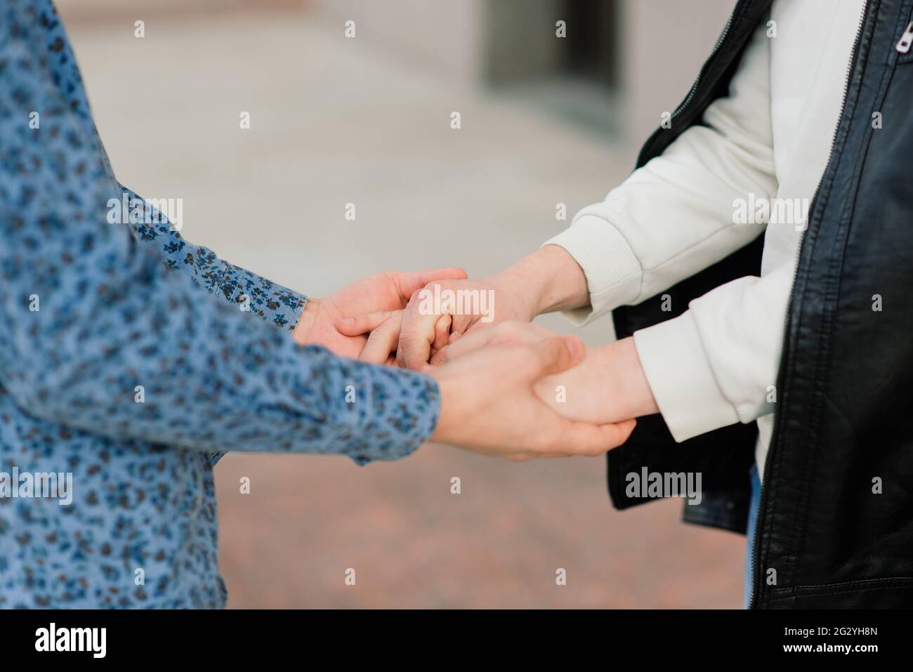 Two gay men coming out hi-res stock photography and images - Alamy
