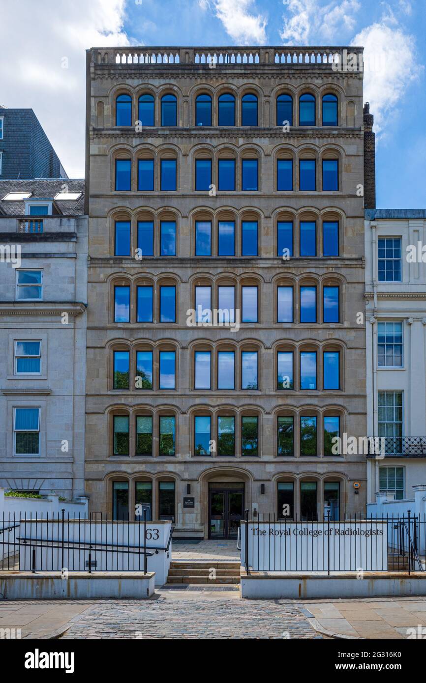 The Royal College of Radiologists London - The HQ of the Royal College of Radiologists (RCR) on 63 Lincoln's Inn Fields, Holborn, London. Stock Photo
