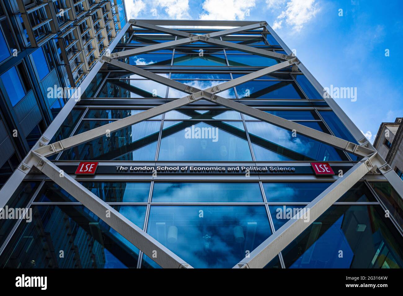 LSE London School of Economics Centre Building (CBG), completed 2019, architects Roger Stirk Harbour + Partners. Stock Photo