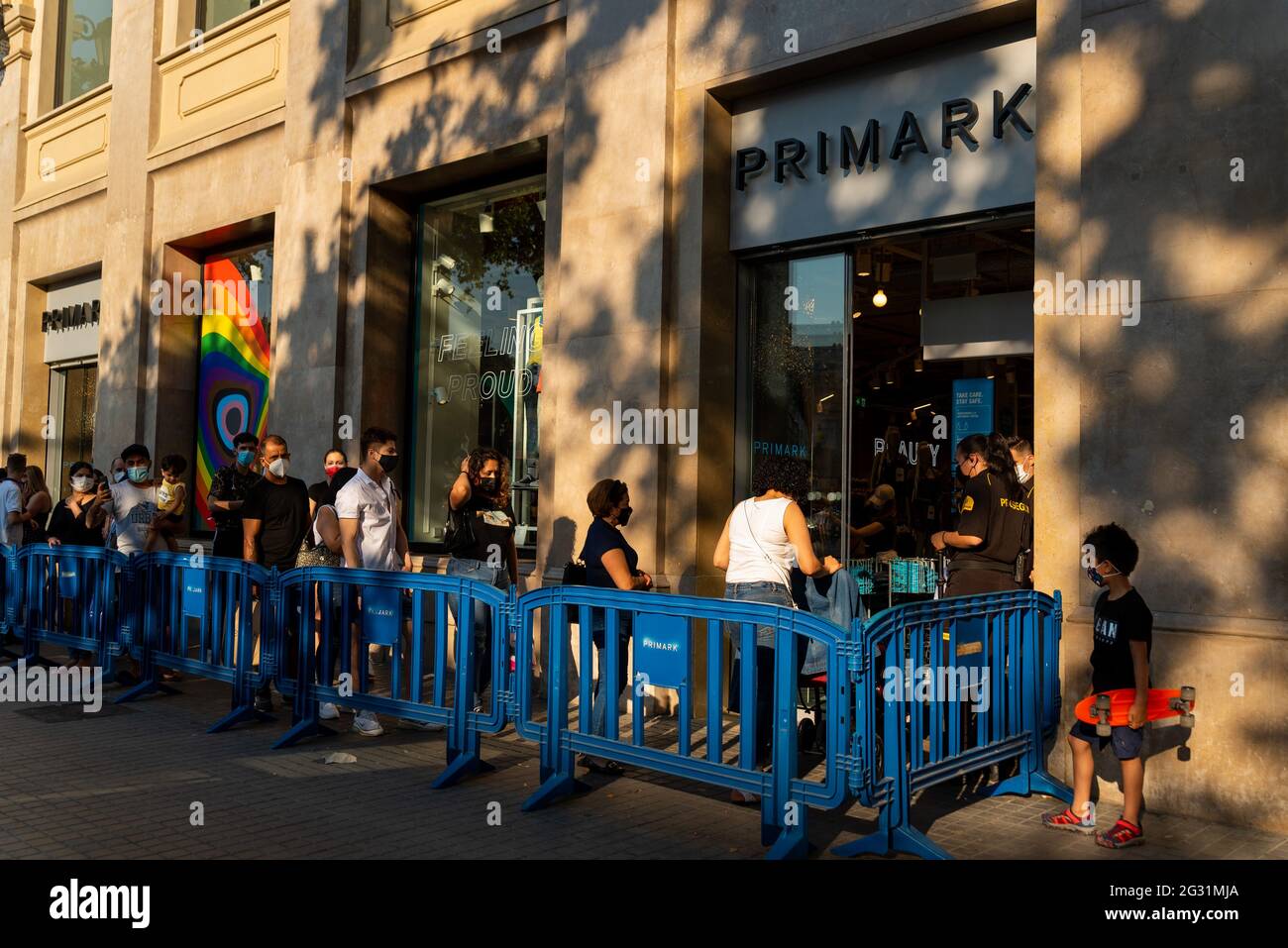 Barcelona Spain 12th June 21 People Are Seen Queuing Before Entering A Primark Clothing Store In Catalunya Square In Barcelona Spain On June 12 21 The Beginning Of Summer And The Easing