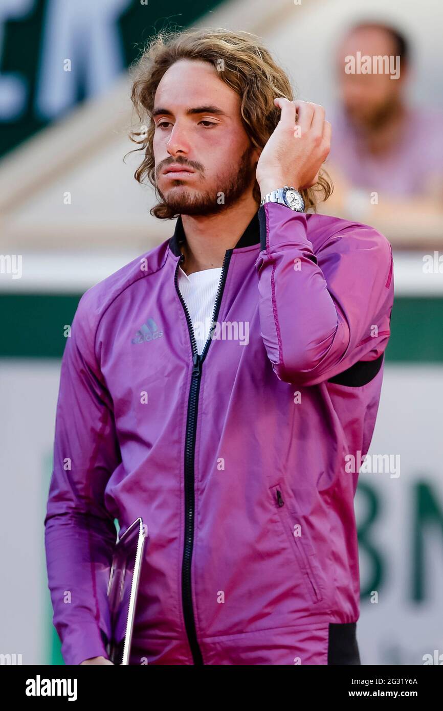 Stefanos Tsitsipas reacts dissapointed after the men's single final at the  2021 French Open Grand Slam tennis tournament in Roland Garros, Paris,  France Stock Photo - Alamy