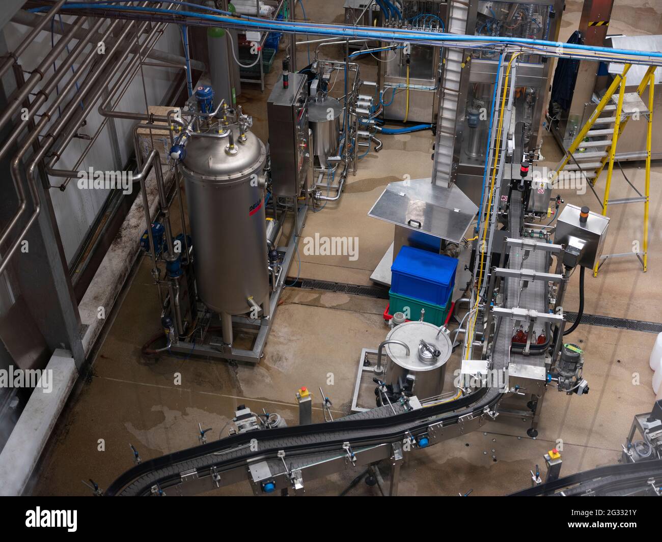 Cider production hires stock photography and images Alamy