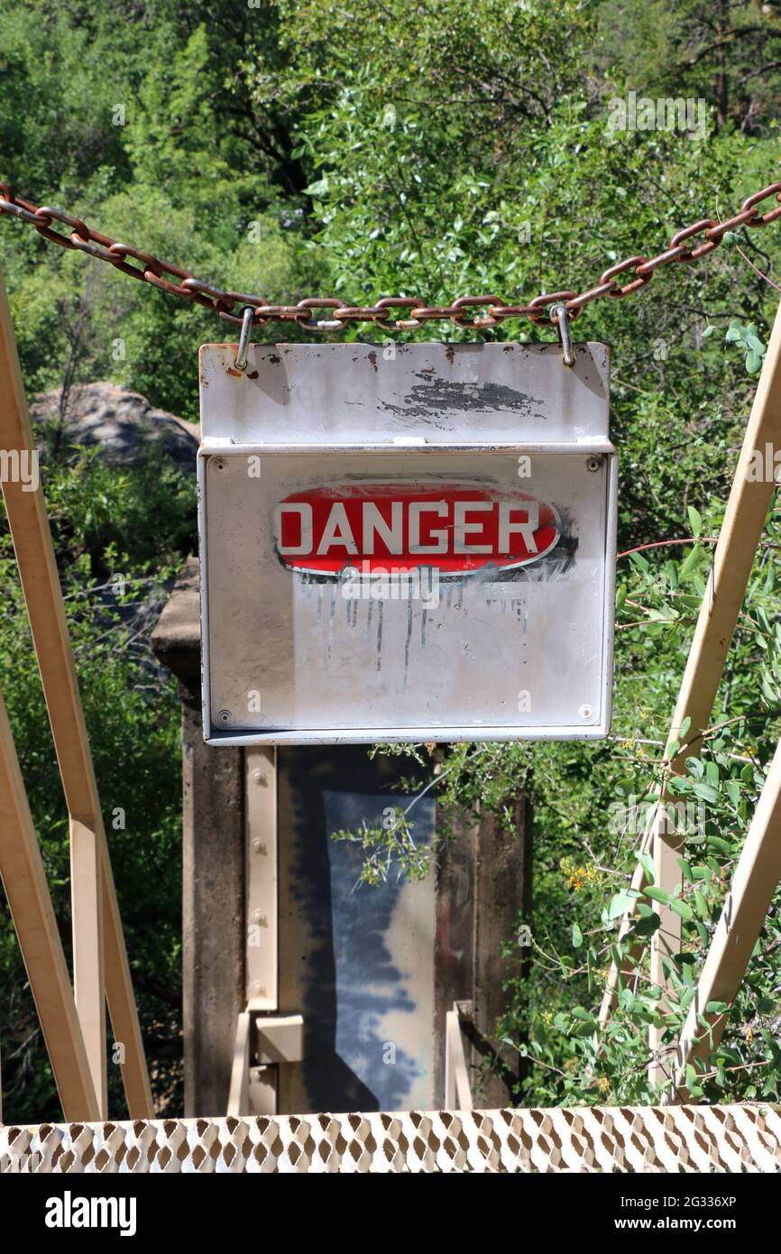 No entry warning sign outside hi-res stock photography and images - Alamy