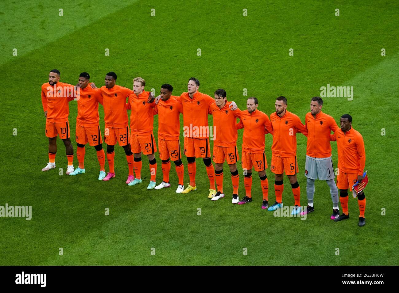 AMSTERDAM, NETHERLANDS - JUNE 13: Players of the Netherlands line up for the national anthem during the UEFA Euro 2020 Championship Group C match between Netherlands and Ukraine at the Johan Cruijff ArenA on June 13, 2021 in Amsterdam, Netherlands (Photo by Andre Weening/Orange Pictures) Credit: Orange Pics BV/Alamy Live News Stock Photo