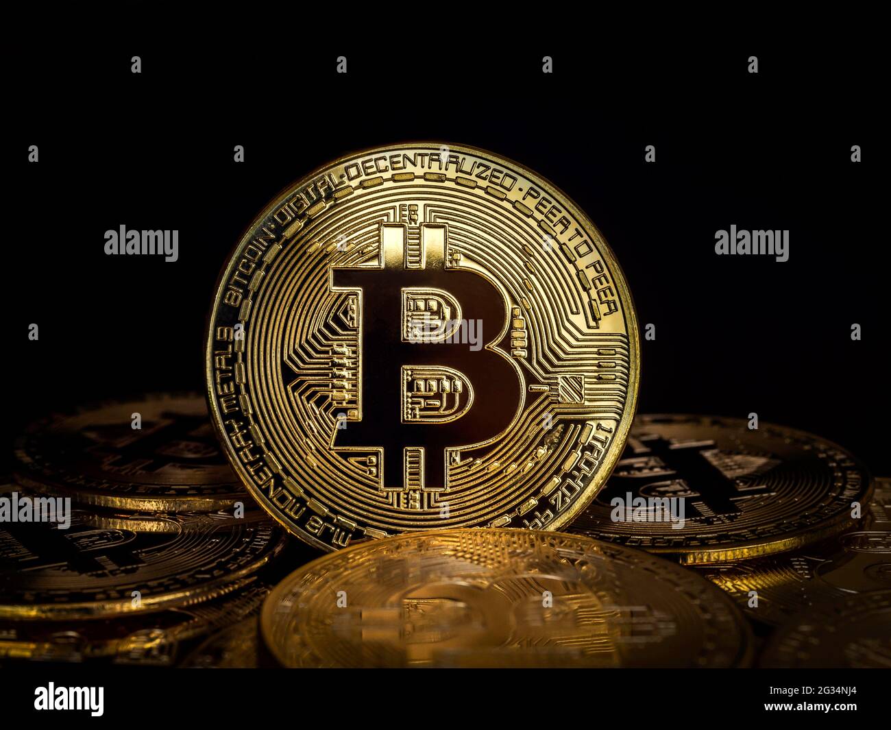 Bitcoin technology background. Golden bitcoin, cryptocurrency investment  concept. Digital future coin currency financial background Stock Photo -  Alamy