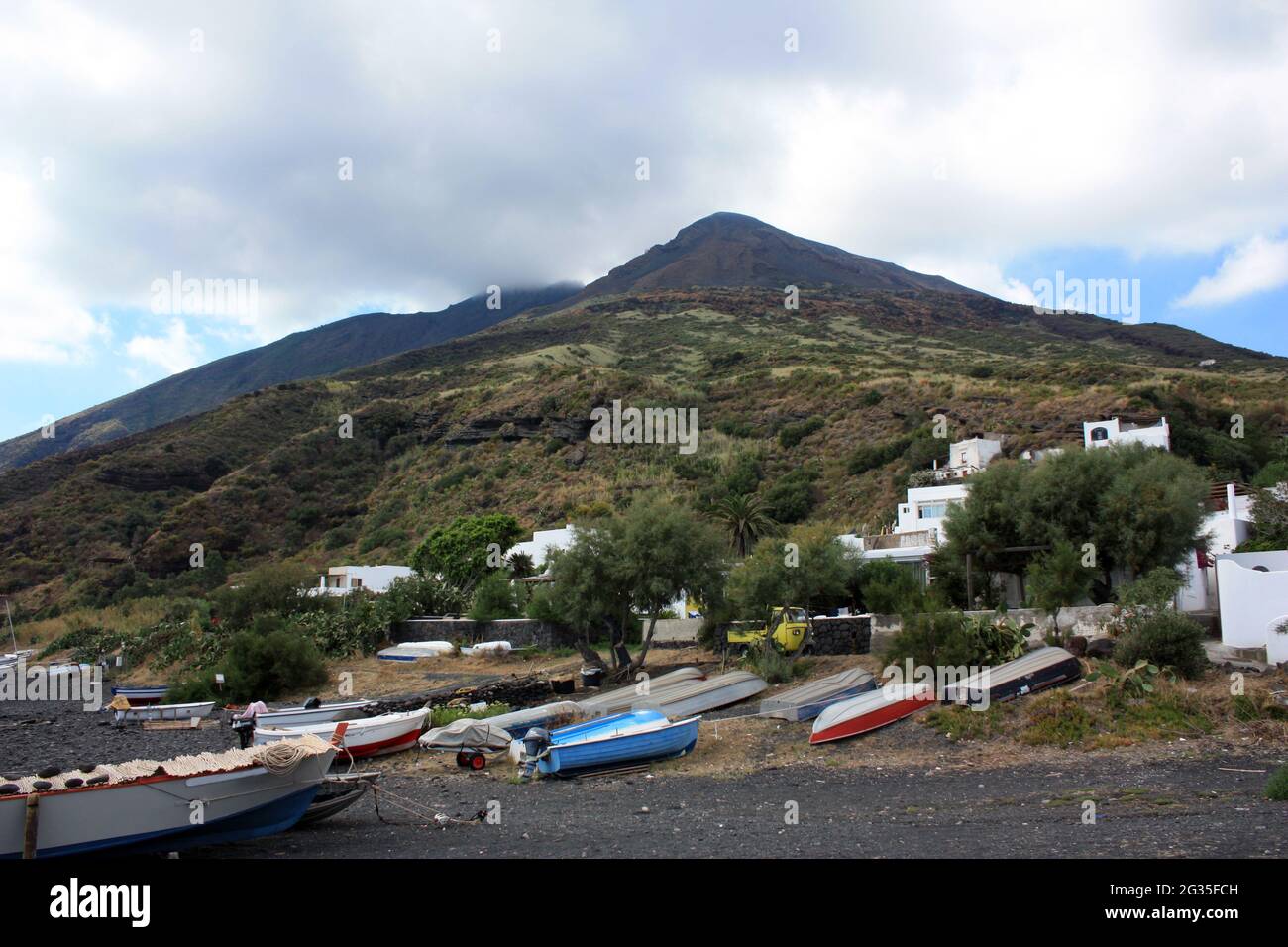 On The Beach Of The Island Of Stromboli, Italy Stock Photo - Alamy