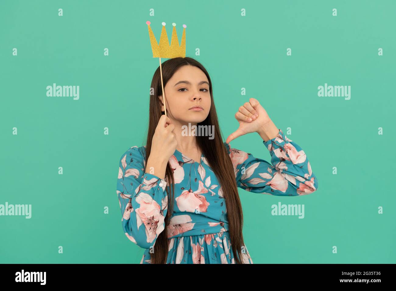 Selfish girl hi-res stock photography and images - Alamy