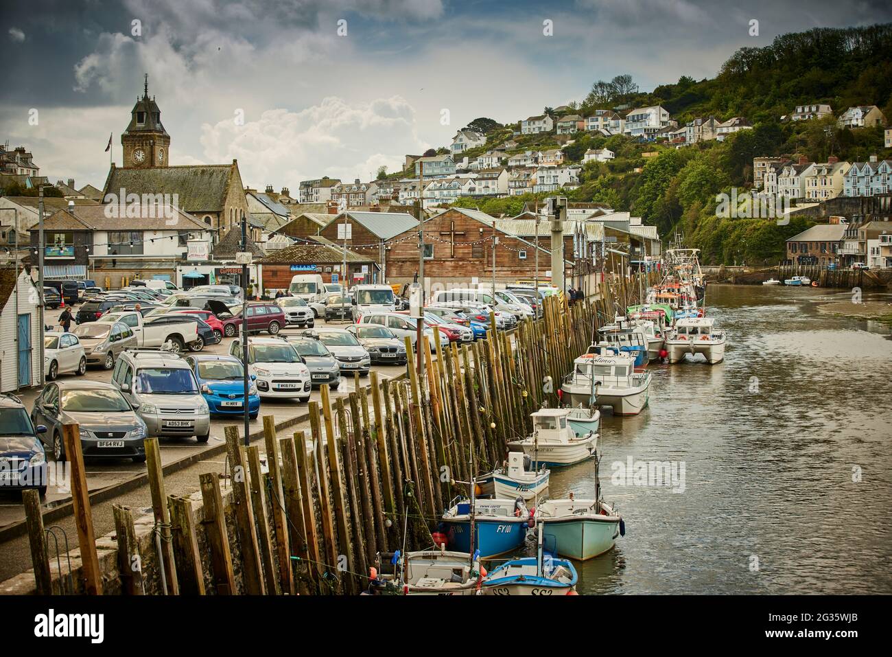 Harbour car park cornwall england hi-res stock photography and images ...