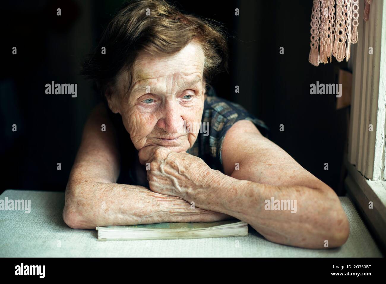 Caring house for elderly hi-res stock photography and images - Alamy