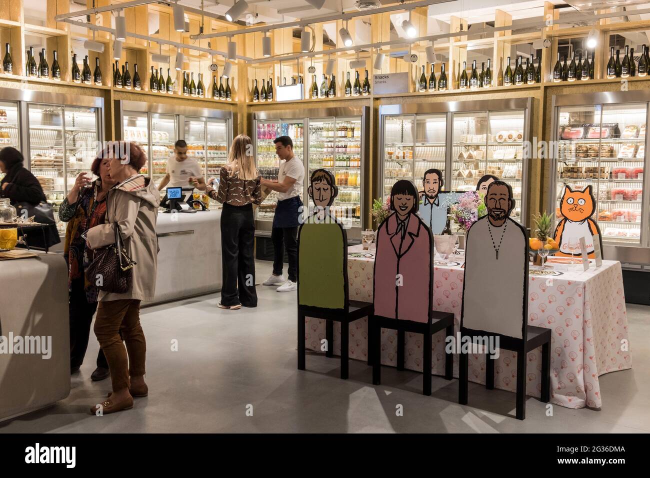 FRANCE. PARIS (8TH DISTRICT). GALERIES LAFAYETTE CHAMPS-ELYSEES