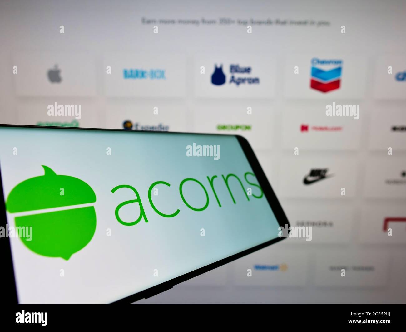 Acorns grow inc hires stock photography and images Alamy
