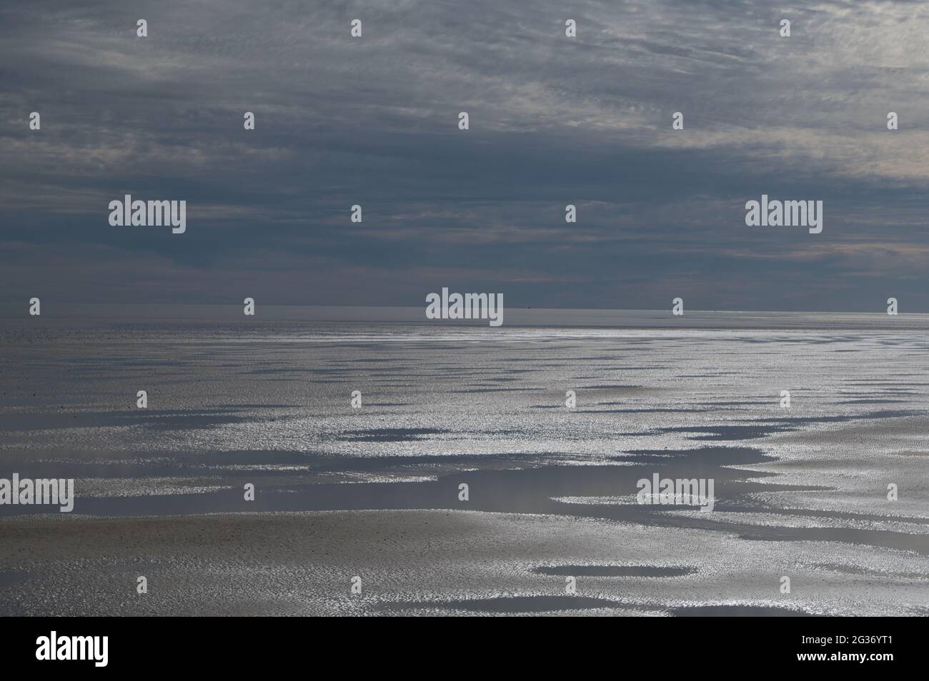 Sky Meets Ocean High Resolution Stock Photography and Images - Alamy