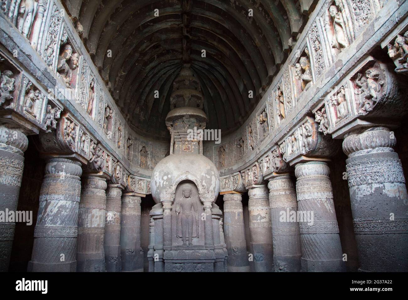 Ajanta cave 19 hires stock photography and images Alamy