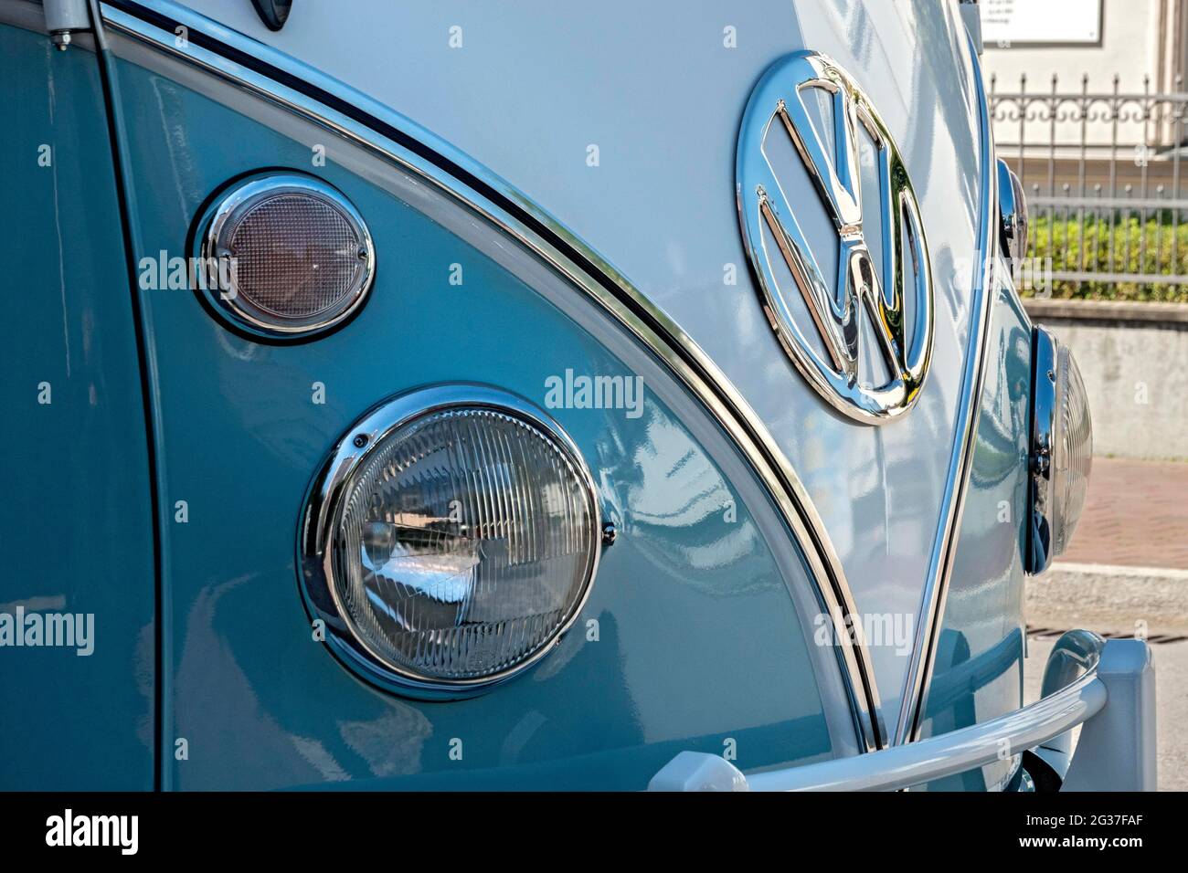 Vw Bus Front High Resolution Stock Photography and Images - Alamy