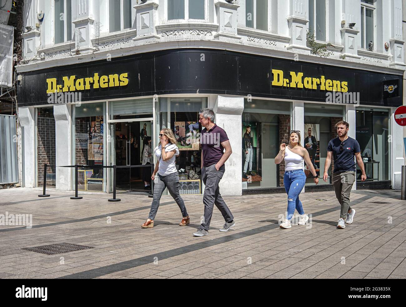 Martens market hi res stock photography and images Alamy