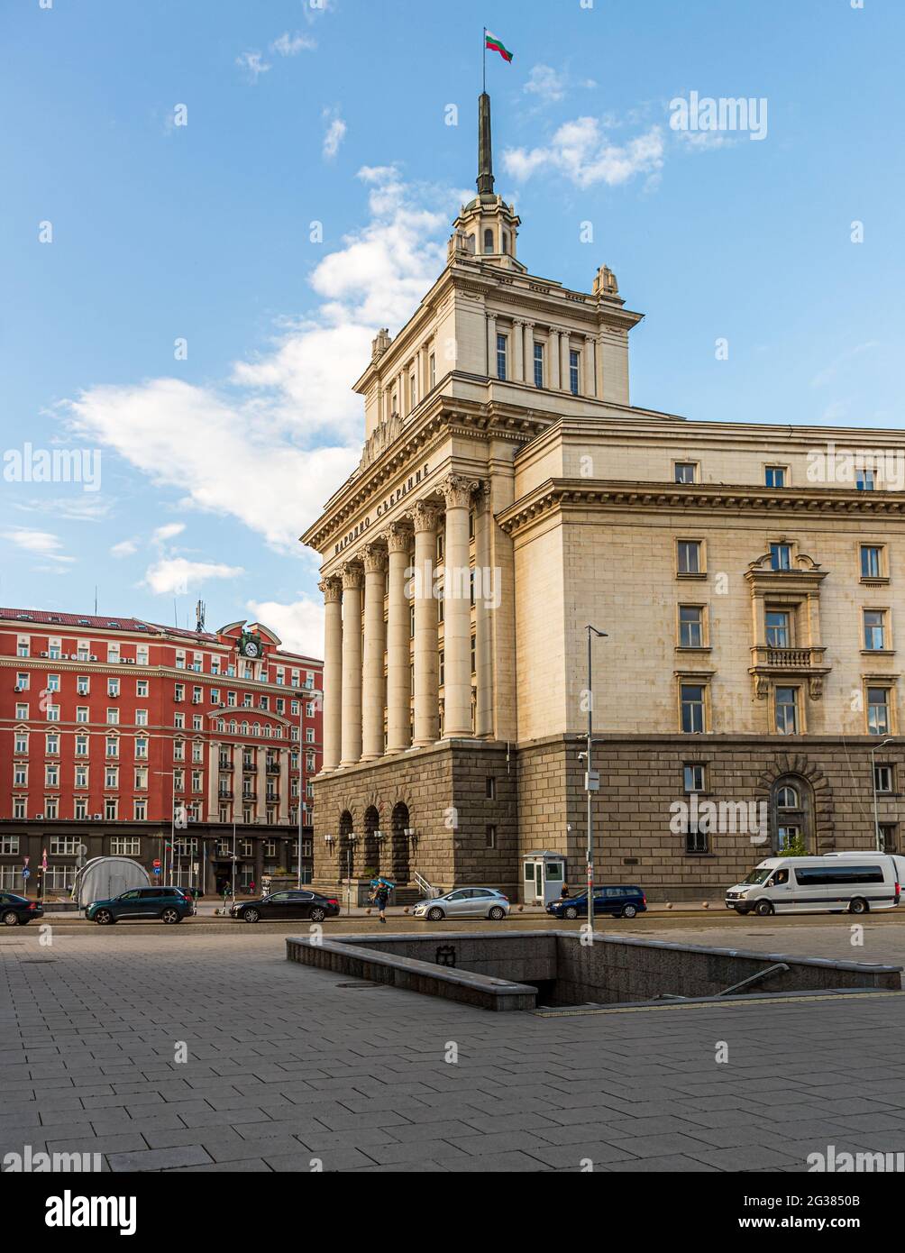 The Bulgarian Parliament building in Sofia, Bulgaria Stock Photo - Alamy