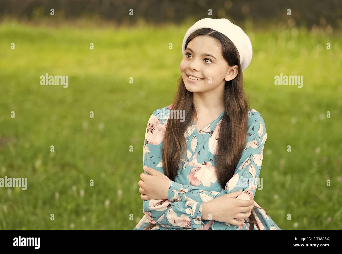 little girl wear beret hat 