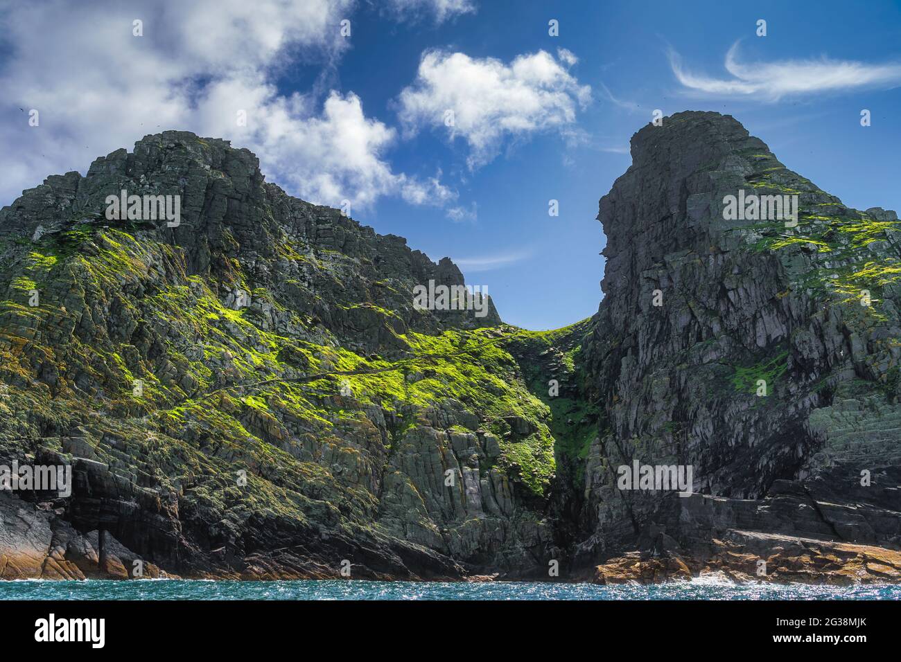 File:Steep steps at Skellig Michael 07.jpg - Wikimedia Commons