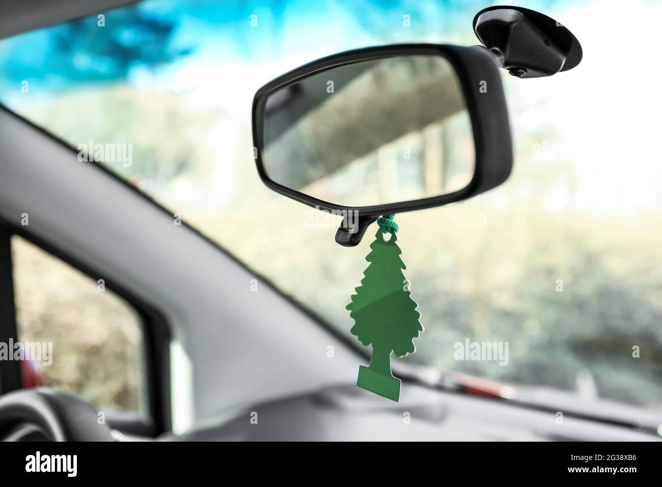 Car air freshener tree hi-res stock photography and images - Alamy