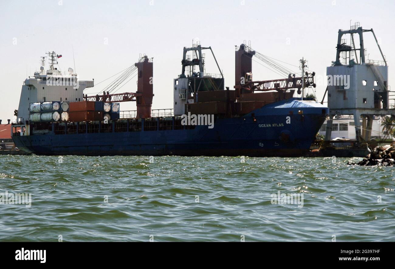 VenezuelaMaracaibo09/07/2012. Cargo ship anchored in the port of