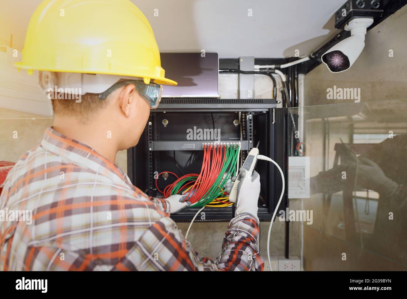 Hub control center hi-res stock photography and images - Alamy