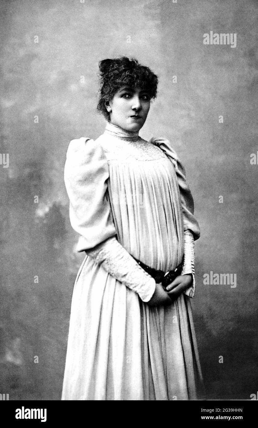 Sarah Bernhardt Theatre High Resolution Stock Photography And Images Alamy
