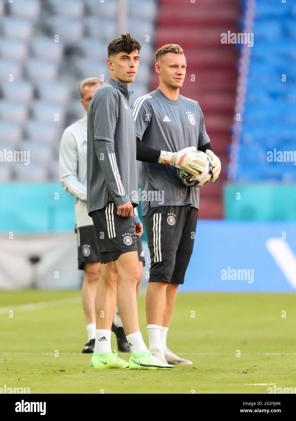 Bernd leno euro hi-res stock photography and images - Alamy
