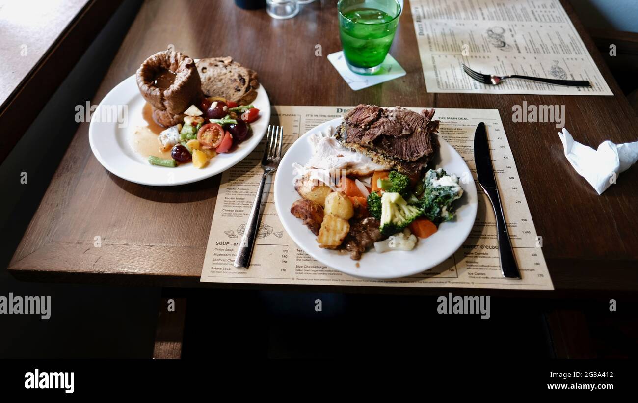 Dicey Reilly's Bar and Restaurant Sunday International Buffet Food