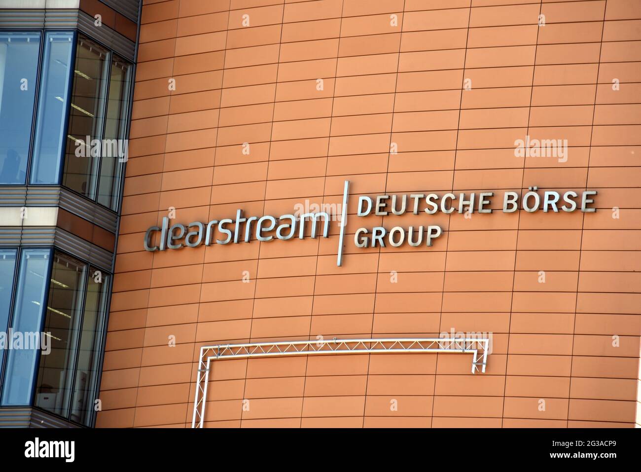 Luxemburg, Luxembourg. 13th June, 2021. Logo, Clearstream lettering -  Deutsche Börse Group on an office building - also acts as central  securities depository for the international capital markets and for German  and