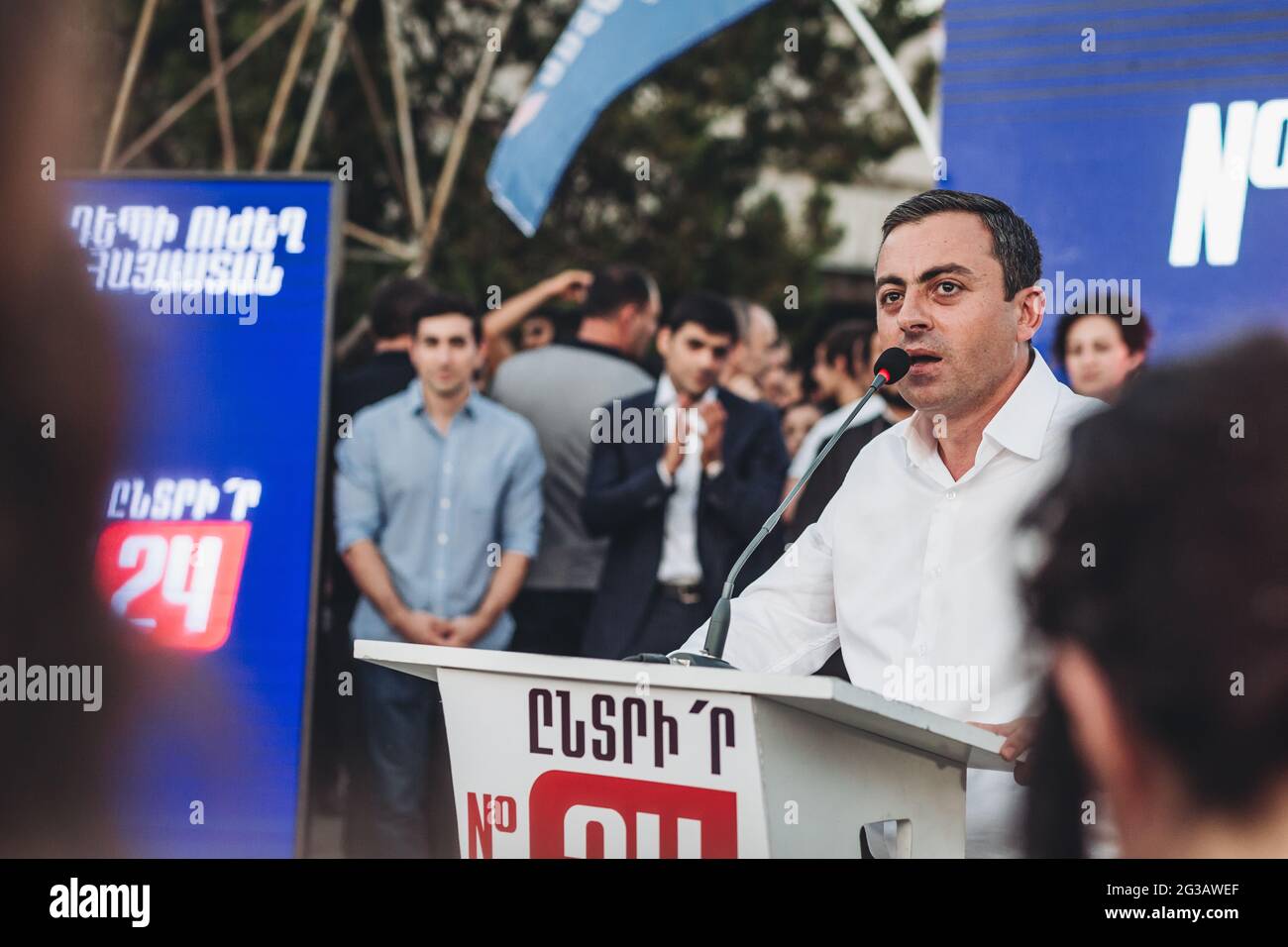 Ishkhan Saghatelyan, one of the leaders of Armenia Alliance speaks to