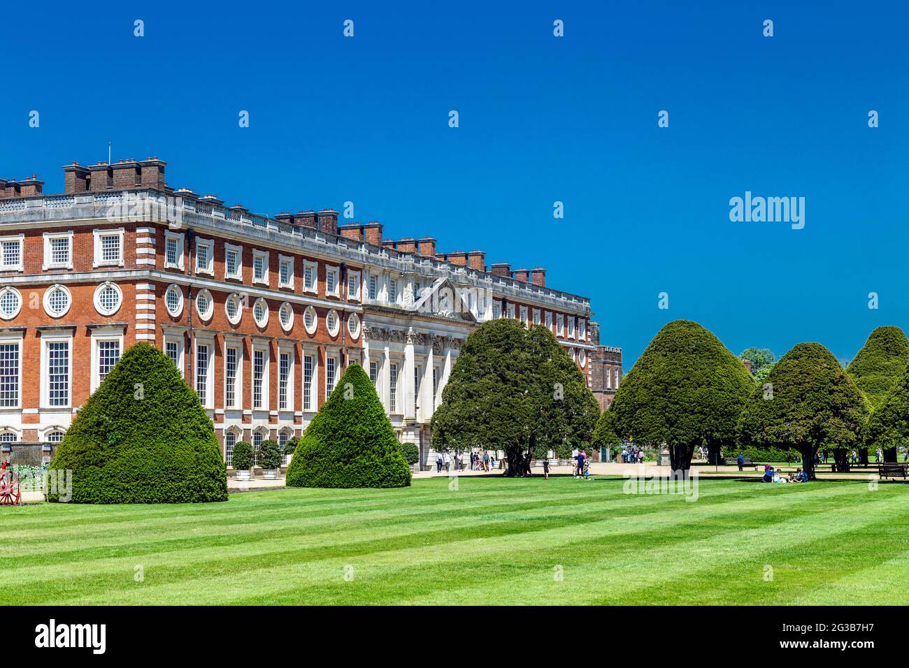 View of the baroque part of the palace from the Great Fountain Garden at Hampton Court Palace, Richmond, London, UK Stock Photo