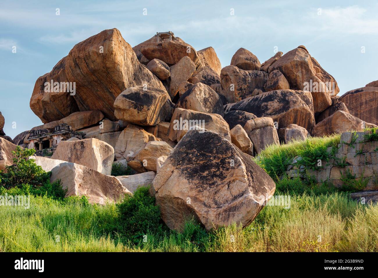 Giant Boulders In Hampi Karnataka India Stock Photo Alamy giant-boulders-in-hampi-karnataka-india-stock-photo-alamy