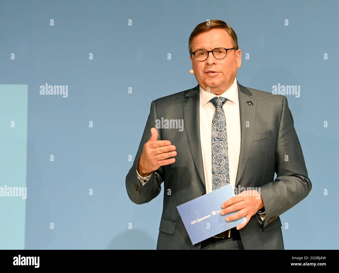 Ehningen, Germany. 15th June, 2021. Gregor Pillen, CEO of IBM Germany, pictured at the presentation of the first commercially used quantum computer in Europe. Credit: Bernd Weißbrod/dpa/Alamy Live News Stock Photo