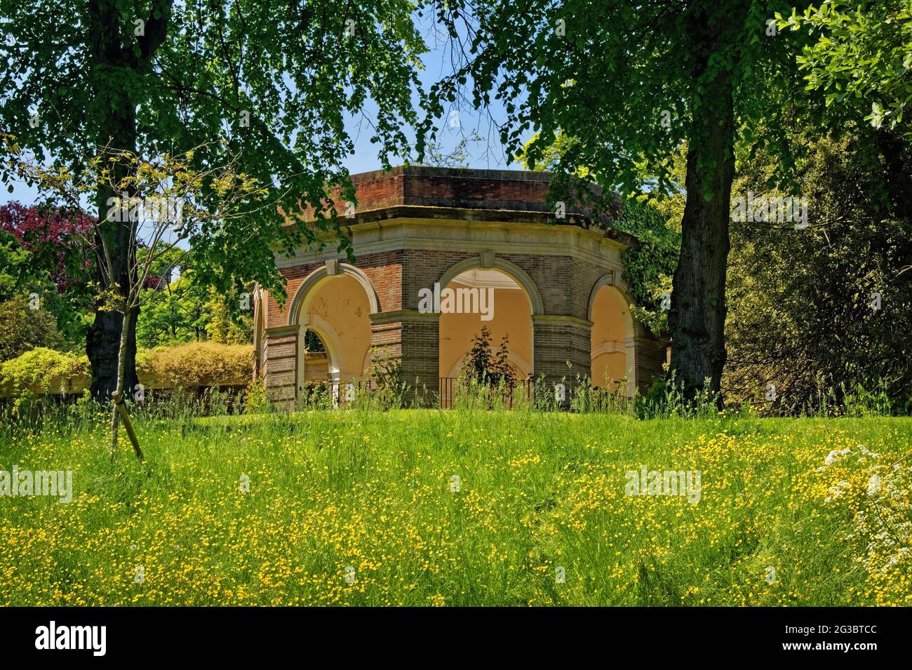 UK, North Yorkshire, Harrogate, Valley Gardens, The Colonnade Stock Photo