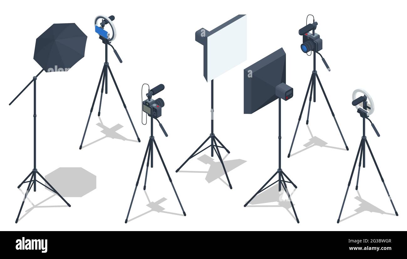 Isometric Video Blogger Recording Video With Camera. Equipment for making  video for blog, vlog review or online streaming. Studio lamp light ring  Stock Vector Image & Art - Alamy