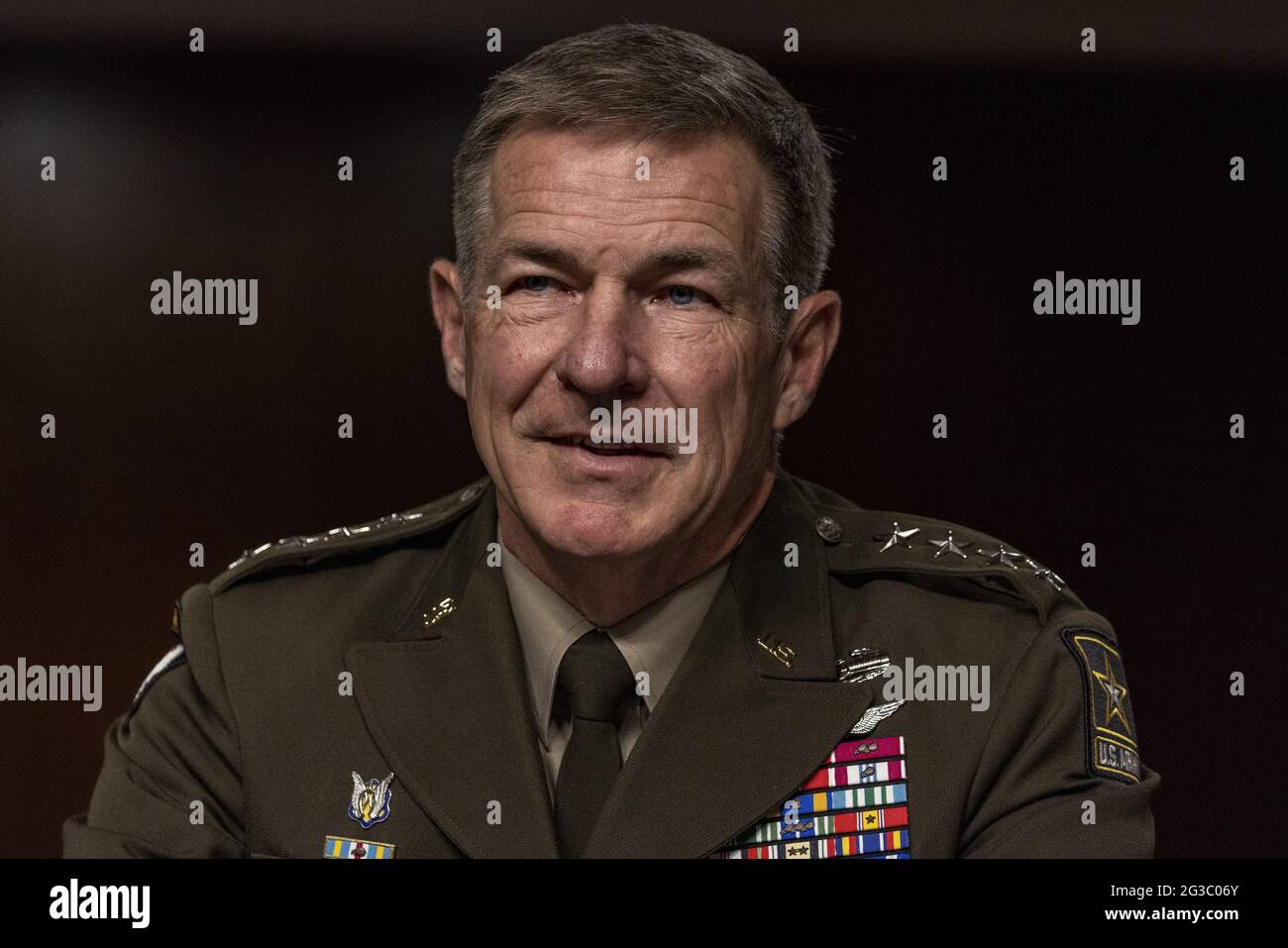 Chief of staff general james mcconville hi-res stock photography and ...