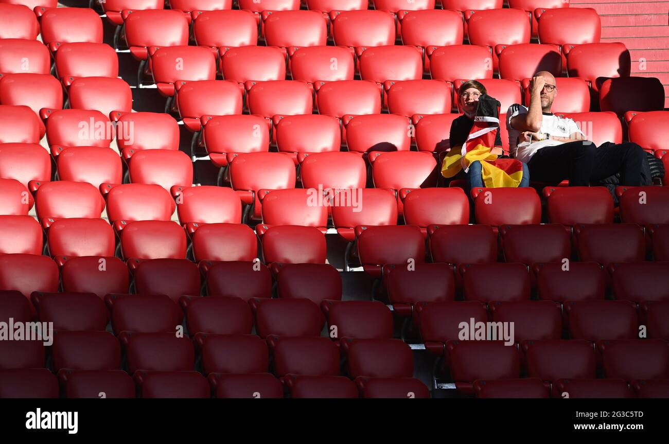 Dp F High Resolution Stock Photography And Images Alamy