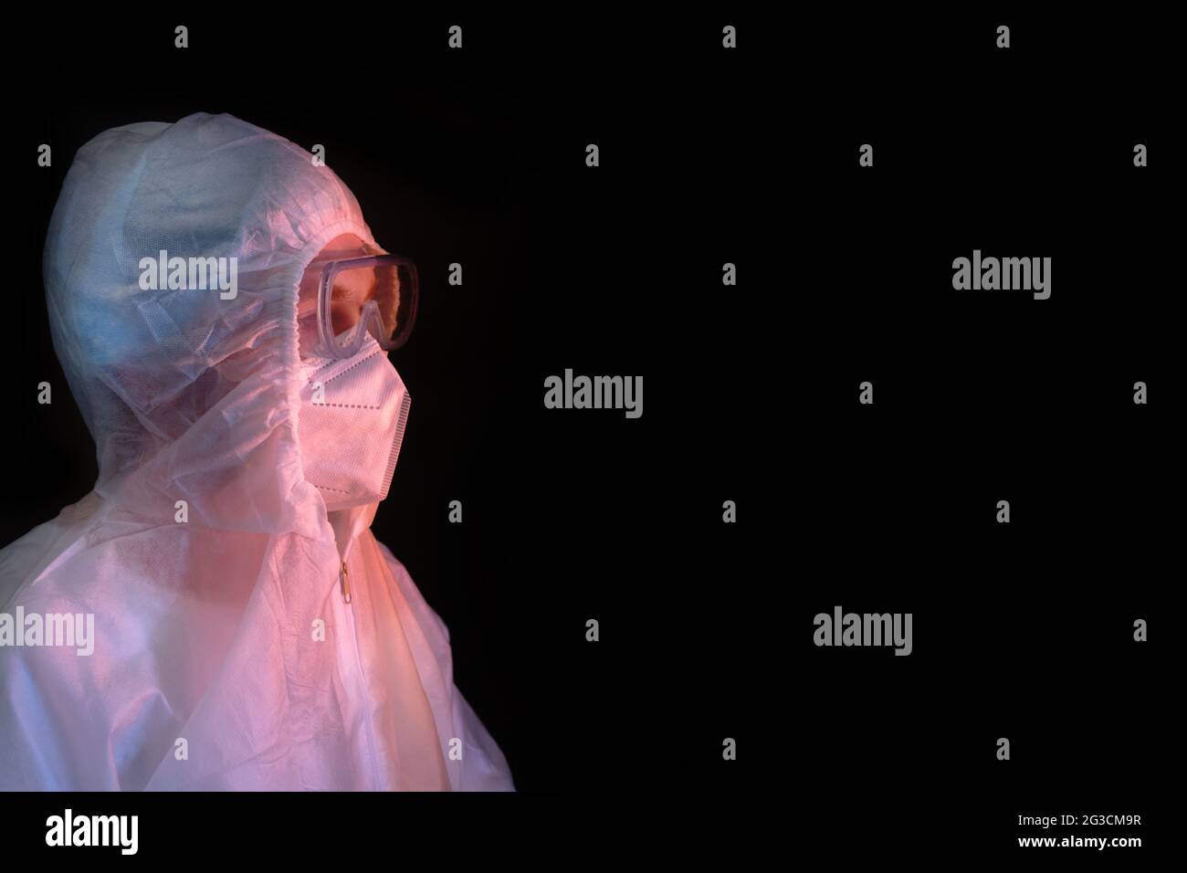 Doctor n95 face shield hi-res stock photography and images - Alamy