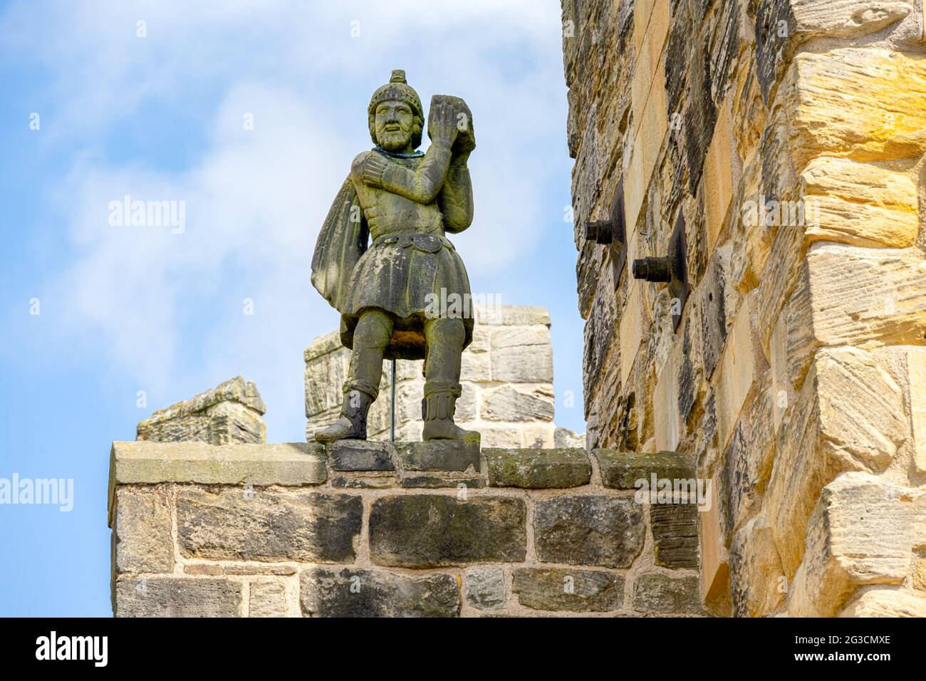 Statue and warrior hi-res stock photography and images - Alamy